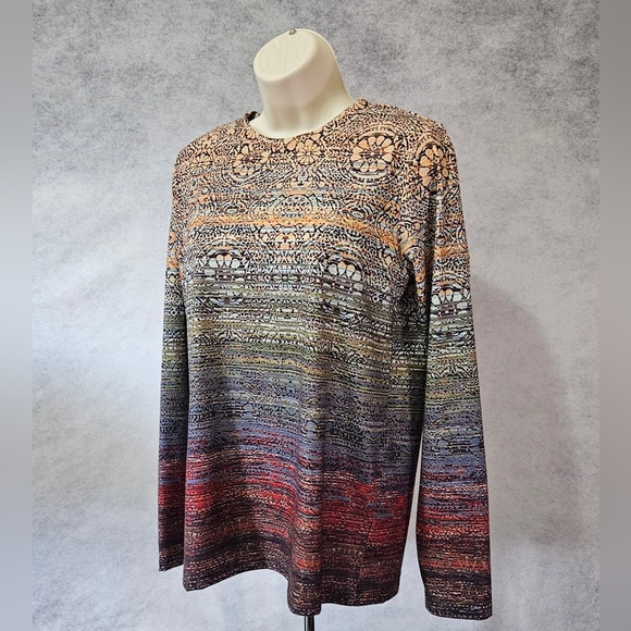 Exclusive Heart Long Sleeve Crew Neck Blouse - Picture 2 of 6